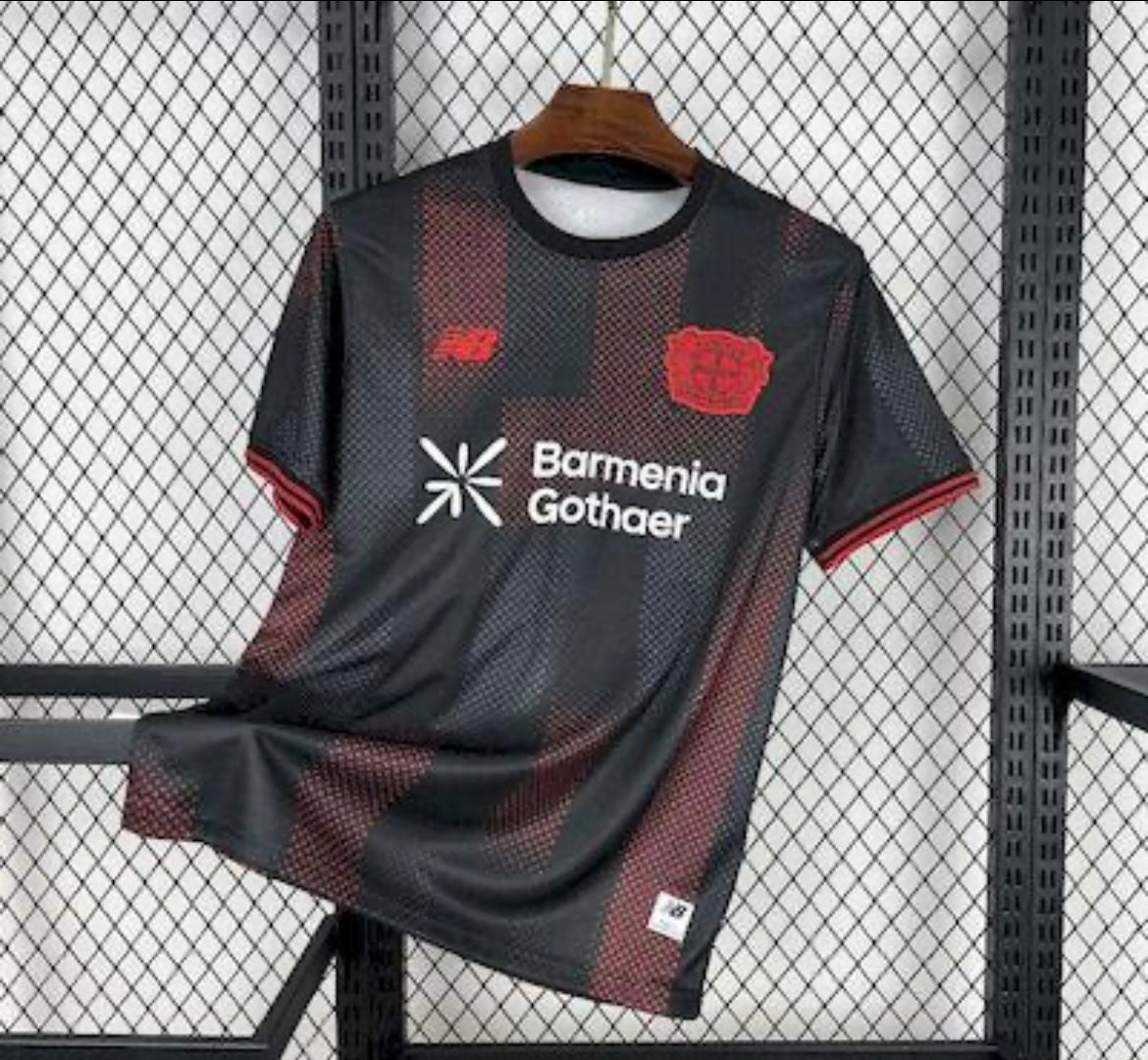 Maillot Leverkusen domicile 25-26
