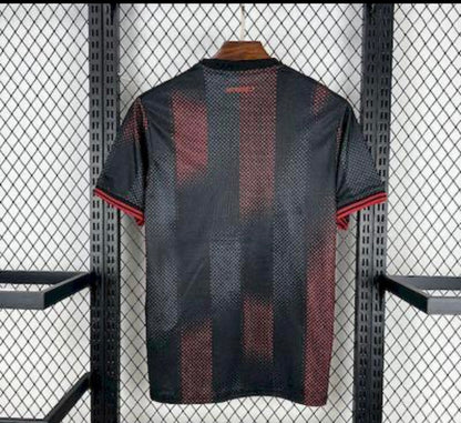 Maillot Leverkusen domicile 25-26