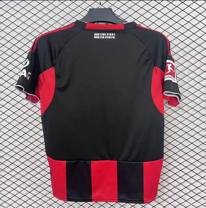 Maillot Francfort domicile 25-26